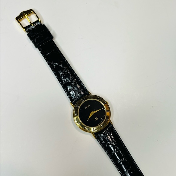 Gucci Vintage Authentic Gold Plated 3000L Genuine Leather Swiss Quartz Watch main image 15